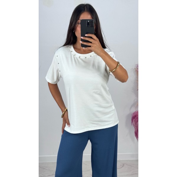 CAMISETA BLANCA TACHAS