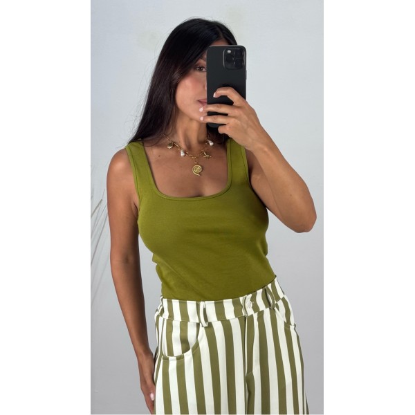 TOP TIRANTES VERDE