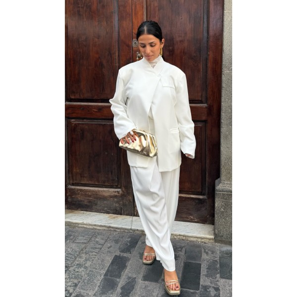 CHAQUETA BLAZER CRUCE BLANCA